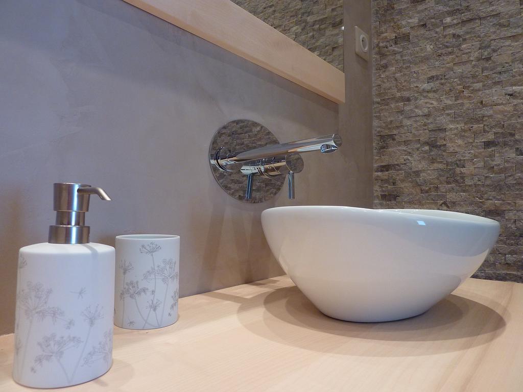 Bed and Breakfast Les Mazets Du Luberon Puget Номер фото