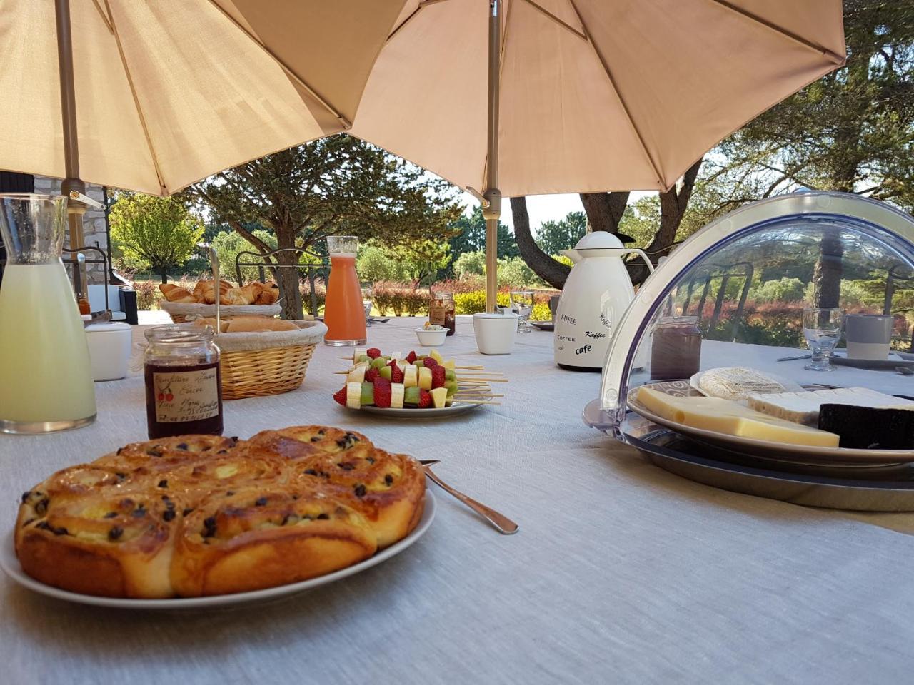 Bed and Breakfast Les Mazets Du Luberon Puget Экстерьер фото