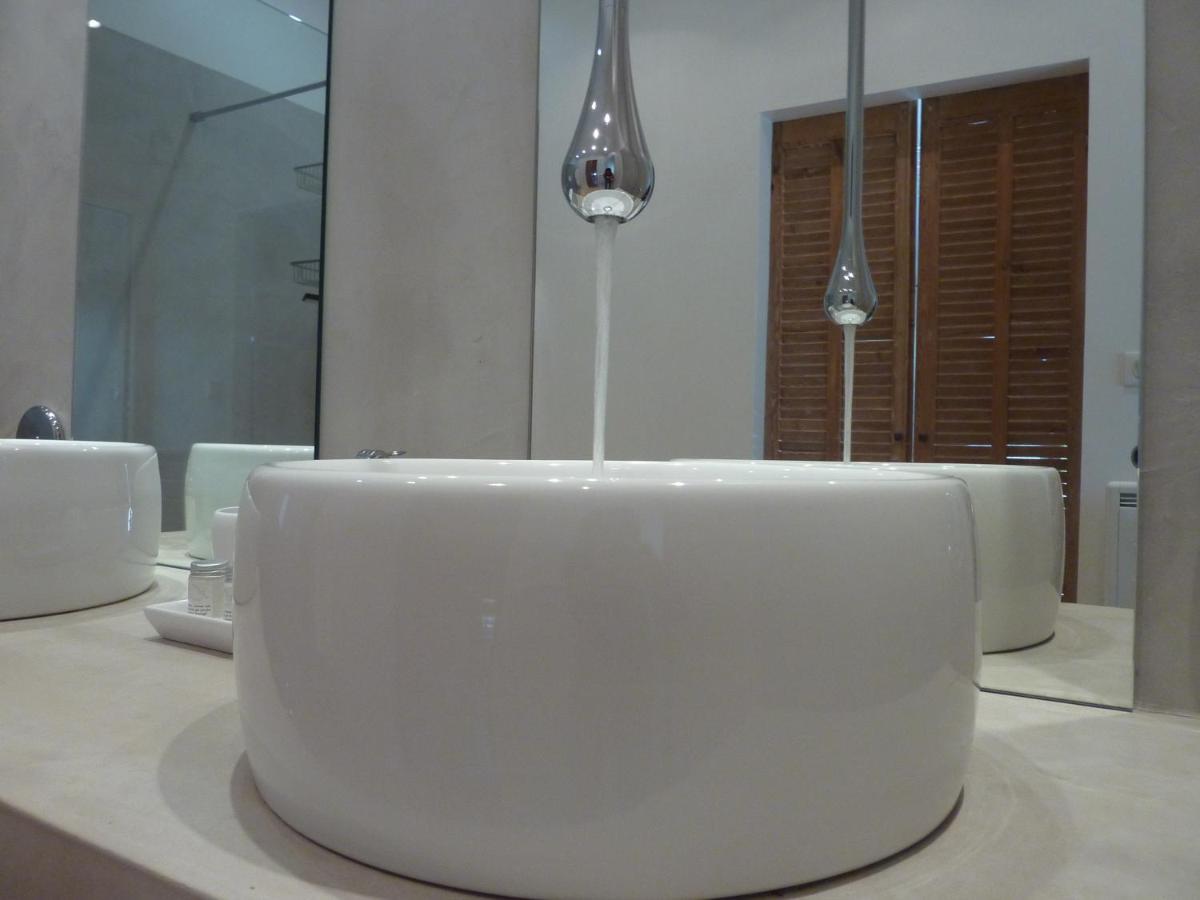 Bed and Breakfast Les Mazets Du Luberon Puget Номер фото